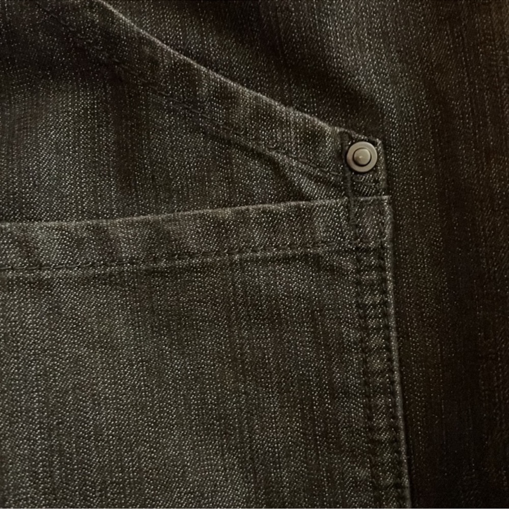 NEW Crown Royal Whiskey Black Denim Bartender Apron with Pockets - Picture 11 of 11